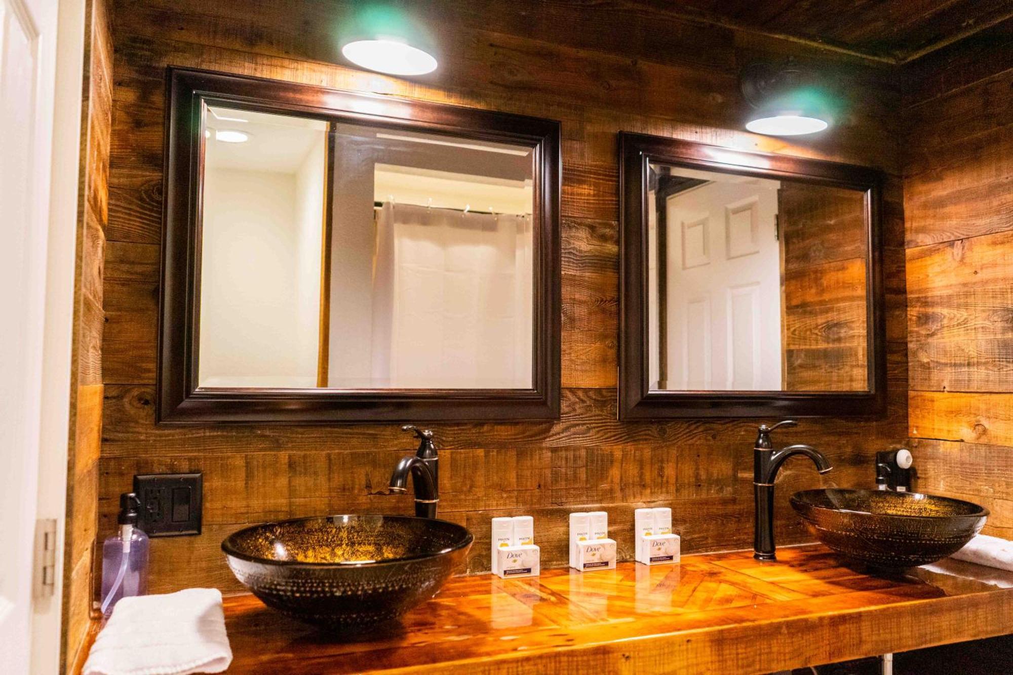 Bear Cave- Pet Friendly Suite In Shaver Lake Buitenkant foto