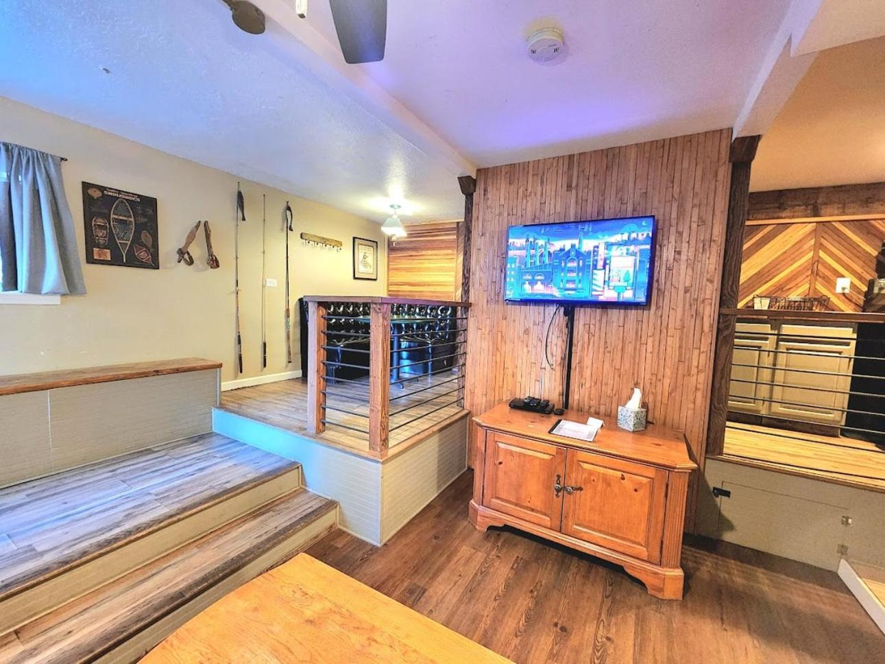 Bear Cave- Pet Friendly Suite In Shaver Lake Buitenkant foto